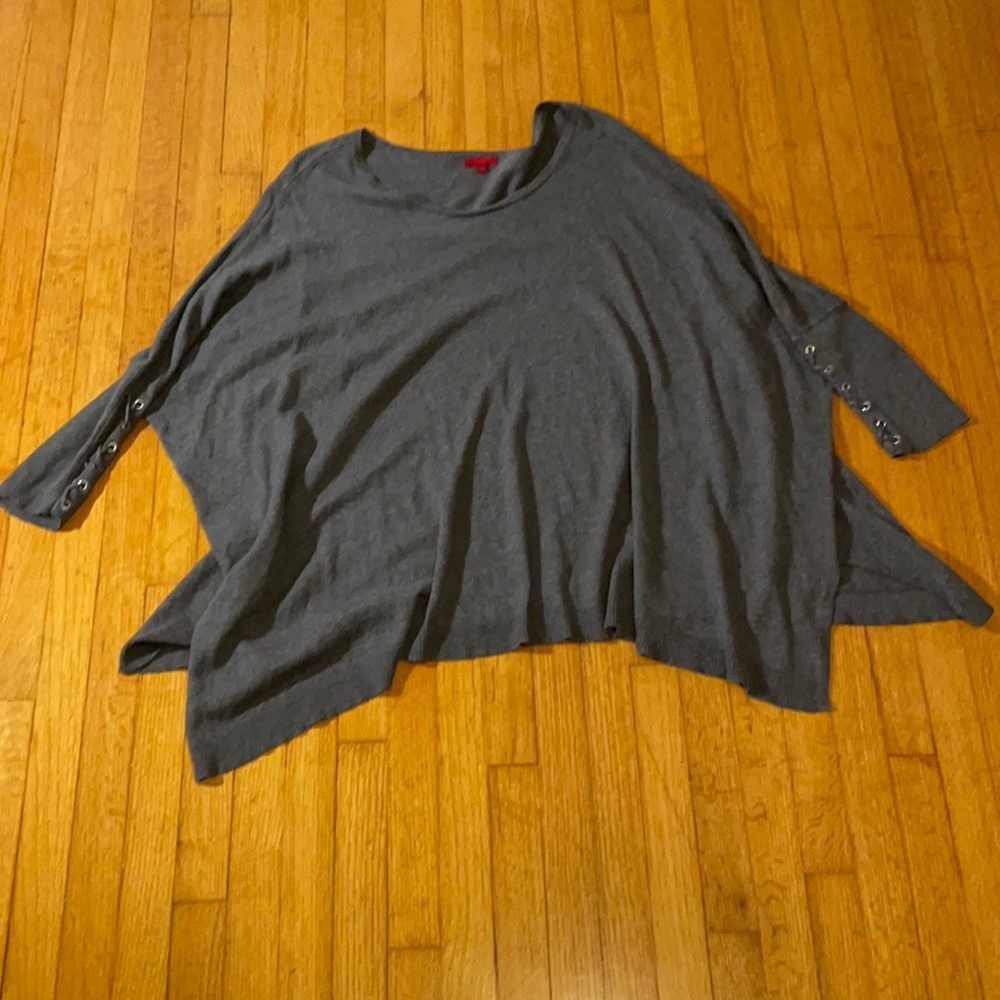 Jennifer Lopez Gray Sweater